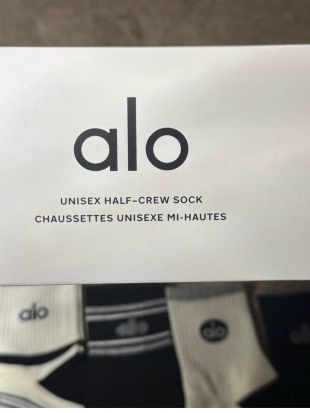 New Alo socks
New in box and with tags 
5 pairs size Medium
Unisex - Picture 6 of 8